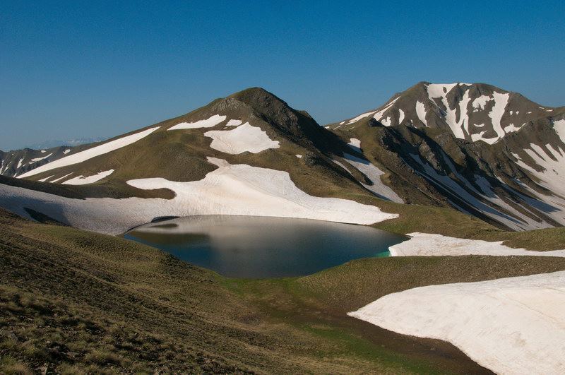 Αλπική λίμνη Γκιζντόβα (υψ. 2350 μ.)