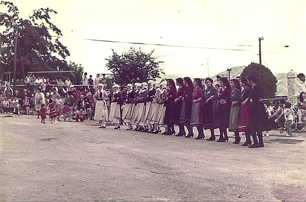 Βήσσανη 1982.15 Αυγούστου. πηγή φωτογραφίας: Ζωή Φούκη, επεξεργασία: Μπάμπης Καββαδίας, Δρυόμηλο