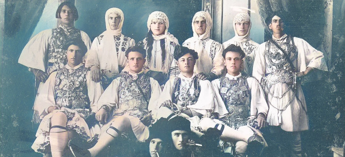 Καπεταναραίοι Βέροιας με βοσκοπούλες και μάγκες, 1936